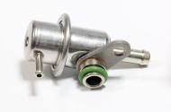 FR1657  fuel pressure regulator GM OPEL Vectra 2.0 SFI 16v 0280160577 93245370 3.0 bar